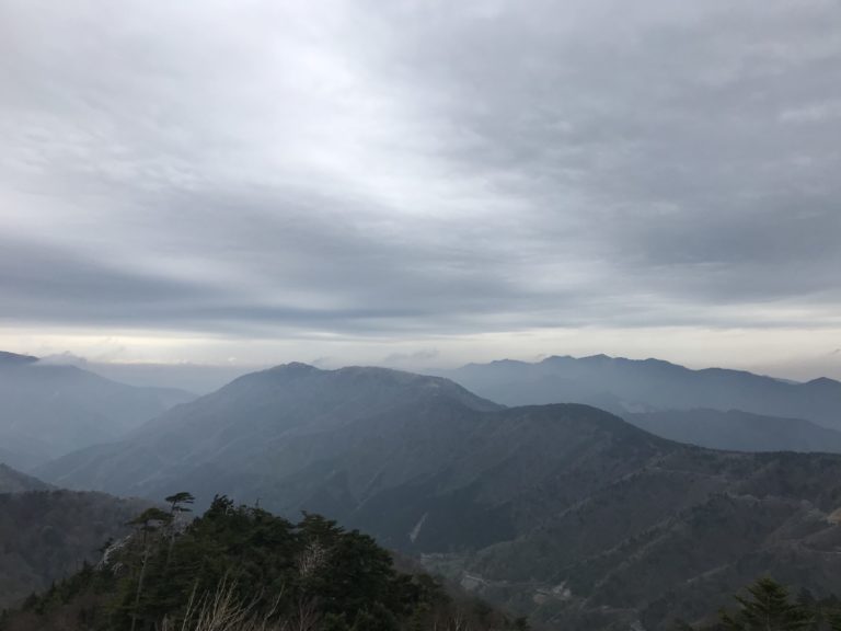 剣山登山道からの景色