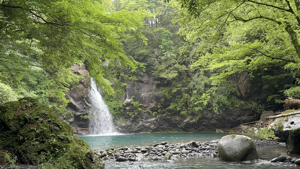 ちょうし口の滝